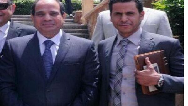 محمود الضبع مع الرئيس