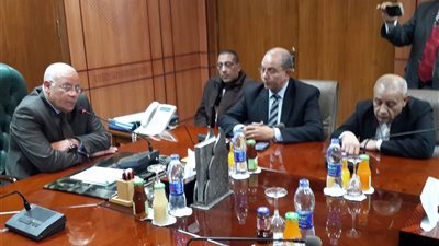 محافظ بورسعيد يرفض اعتماد نتيجة الشهادة الإعدادية  ويؤكد :