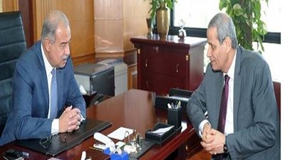 النائب محمدالحسيني : الهلالي مستمر في منصبه ..مبروك عليك ياشعب افضل وزيرنجح في تدمير التعليم