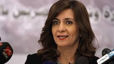 وزيرة الهجرة تعلن فتح باب شحن جثامين المصريين المتوفين بالخارج الي مطار سوهاج  مباشرة ..لأول مرة