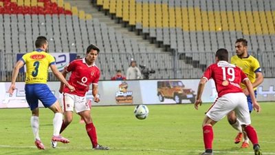 بث مباشر.. مباراة الأهلى والاسماعيلى فى الدورى 