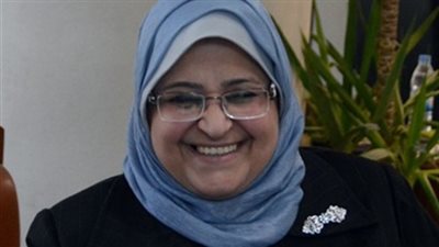 إحالة 98 طبيب وصيدلى وفنى و ممرض للشئون القانونية بالمنوفية