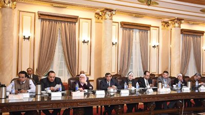 جامعة القاهرة: عدم حرمان طلاب برامج الساعات المعتمدة من التسجيل قبل سداد الرسوم