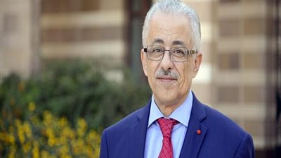 فيديو : طارق شوقي : السيسي يوفر كافة الامكانيات وسوف أجل 