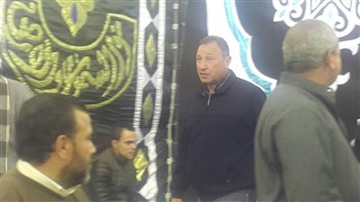 الخطيب اول الحاضرين عزاء والد