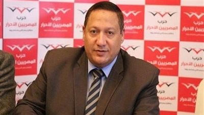 نائب يتقدم بطلب لوزير التعليم بشأن ترقية 4 آلاف معلم