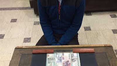 بالصور.. حملة أمنية مكبرة تنجح بتوقيف عاطل  ب21 لفافه هروين بأسيوط 