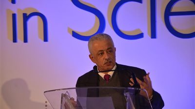  طارق شوقى يؤكد لا نية لخصم 