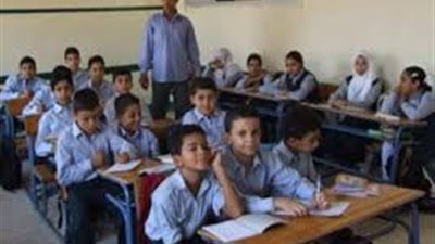 غياب 28 مدرس لمدة يومين عن المدرسة وصرف الطلاب الى منازلهم