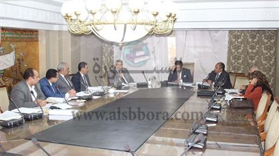 وزير التعليم العالى يترأس اجتماع لجنة إنشاء الجامعات الخاصة والأهلية