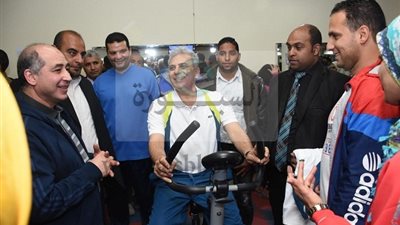 نصار يتفقد مشروع إسكان أعضاء هيئة التدريس بالسادس من أكتوبر