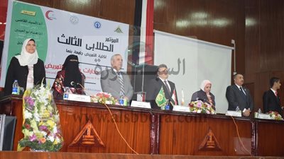 رئيس جامعة بنها خلال مؤتمر التمريض: التعليم والصحه وجهان لعملة التقدم