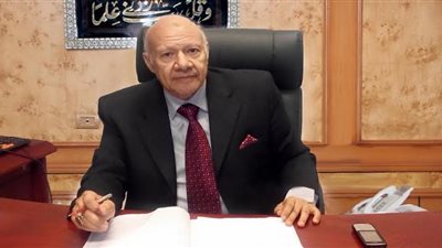 النيابة الادارية تحيل مدير بنك بالاقصر وصراف للمحاكمة لاختلاسهم 700 الف جنية	