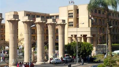 نجوم الفن والسياسة والثقافة فى احتفالية جامعة عين شمس بيوم المرأة المصرية