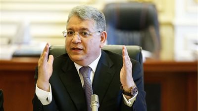 شيحة: لا نية لإلغاء تنفيذ تطبيق نظام البوكليت فى امتحانات الثانوية العامة.. وتطويره خلال الأعوام المقبلة