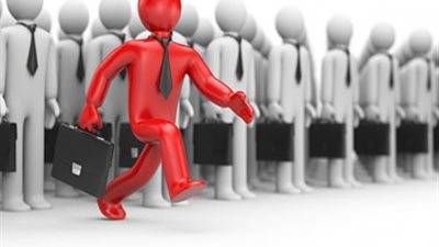 بالقانون.. تعرف على حالات إنهاء التعاقد غير المشروعة وجزاء الشركة حال التعسف