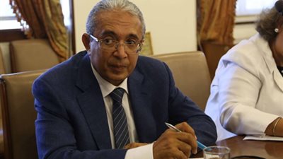 لجنة الخطة والموازنة بالنواب: زيادة رواتب الموظفين لـ 100 جنيه شهريا حال موافقة المالية على الاعفاء الضريبى