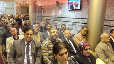 عاجل.. المهن التعليمية تطالب جموع المعلمين بالضغط على مجلس النواب لإقرار جدول الأجور والمرتبات الجديد.. كبير المعلمين يحصل على 10516 جنيهاً.. والمعلم الخبير 10327 جنيهاً 