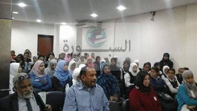  تعليم الأقصر يقيم ورشة عمل بمناسبة اليوم  العالمى للمرأة