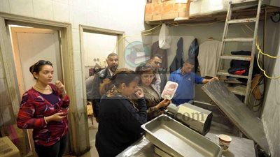 بالصور.. جولة للرقابة الإدارية على الجمعيات الاستهلاكية بالأقصر