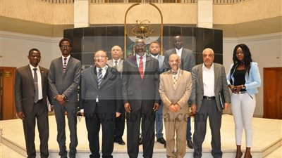 رئيس جامعة حلوان يستقبل سفير جمهورية جنوب السودان