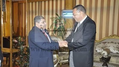 مدحت صالح عميدا لتربية قناة السويس 