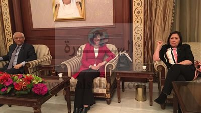 وزيرة الهجرة تصل الكويت لبحث أوضاع الجالية المصرية هناك