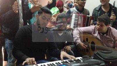 التربية النوعية بأشمون تنظم زيارة لدار المسنين ببركة السبع للإحتفال بعيد الأم