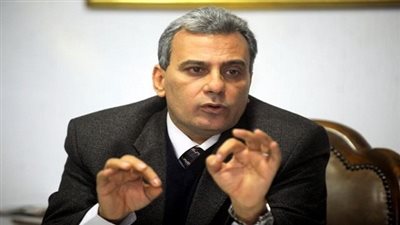 نائب رئيس مجموعة البنك الدولى يلقى محاضرة عن منتدى السياسات بجامعة القاهرة 