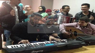 التربية النوعية بأشمون تنظم زيارة لدار المسنين ببركة السبع للاحتفال بعيد الأم