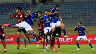 الأهلى المنتشى أفريقيا يلتقى الداخلية الليلة على ستاد السلام