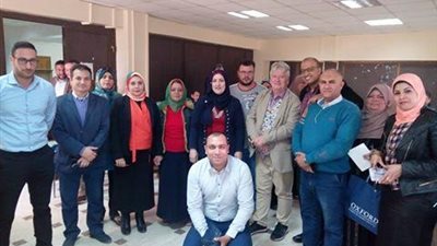 تدريب لمعلمى اللغة الإنجليزية لمدارس اللغات بكفرالشيخ بحضور المحاضر العالمى 