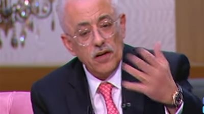 التعليم تتابع اولى مراحل تدريب 10 الاف معلم