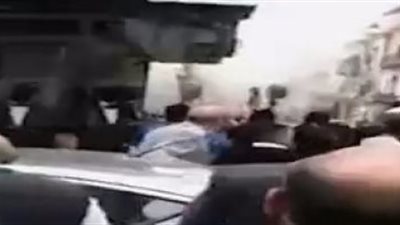 بالفيديو.. اللقطات الأولى لحادث تفجير بمحيط الكنيسة المرقسية بالإسكندرية