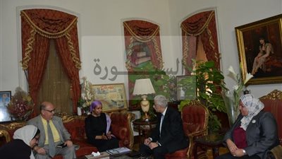 شوقى يناقش آلية تطوير التعليم مع وفد من البنك الدولى     