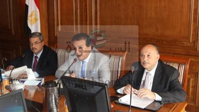 أعضاء المجلس الأعلى للمراكز والمعاهد والهيئات البحثية يستعرضون الخطط الاستثمارية للعام الحالى 2016/2017