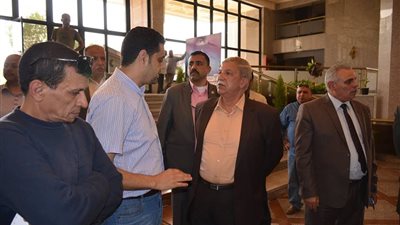 محافظ الإسماعيلية يتفقد اللمسات النهائية لافتتاح مهرجان الأفلام التسجيلية