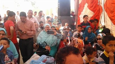 بنات بقمبش ببنى سويف تقيم احتفالية لتكريم الايتام 