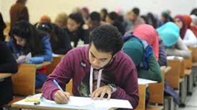 طلاب الثانوية يطالبون بتعديلات على نظام