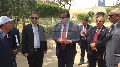 وزير التعليم العالى يتفقد معهد اعداد القادة بحلوان