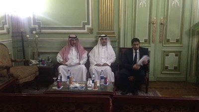 بالصور.. الملحق الثقافي السعودي فى زياره لجامعة عين شمس 