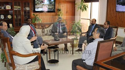 سكرتير عام أسيوط يستقبل وفدًا من الفاو لمنافشة مشروع تحسين الأمن الغذائي والتغذية للاسر المصرية