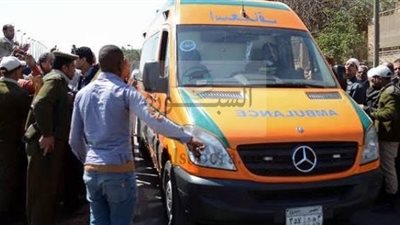 عاجل.. أنقلاب سيارة حصاد القمح وأصابة 15 باسيوط 