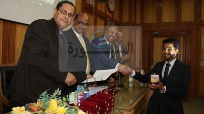  تكريم أوائل الشعب بعلوم عين شمس