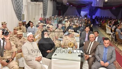 بالصور.. احتفالية المحاربين القدامى بـ 