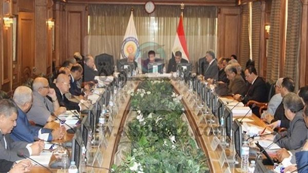 اجتماع المجلس الاعلي