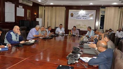 محافظ الأقصر يكلف رؤساء المدن بضرورة متابعة المشروعات