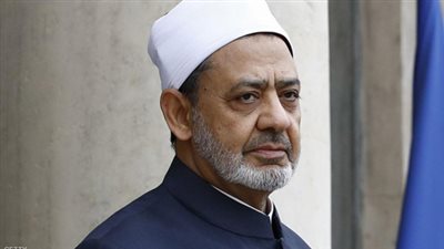 بعد تصريحاته بارتداد إسلام البحيري | شيخ الأزهر يقرر إقالة رئيس الجامعة  وتعيين 