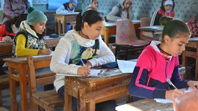 تسريب امتحانات الشهادات الابتدائية فى جميع المحافظات.. بروفة سيئة للثانوية العامة!!