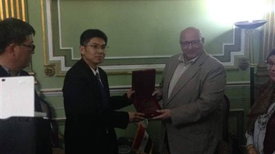 بالصور..وفد مركز الأبحاث الصينيه بجامعة عين شمس 